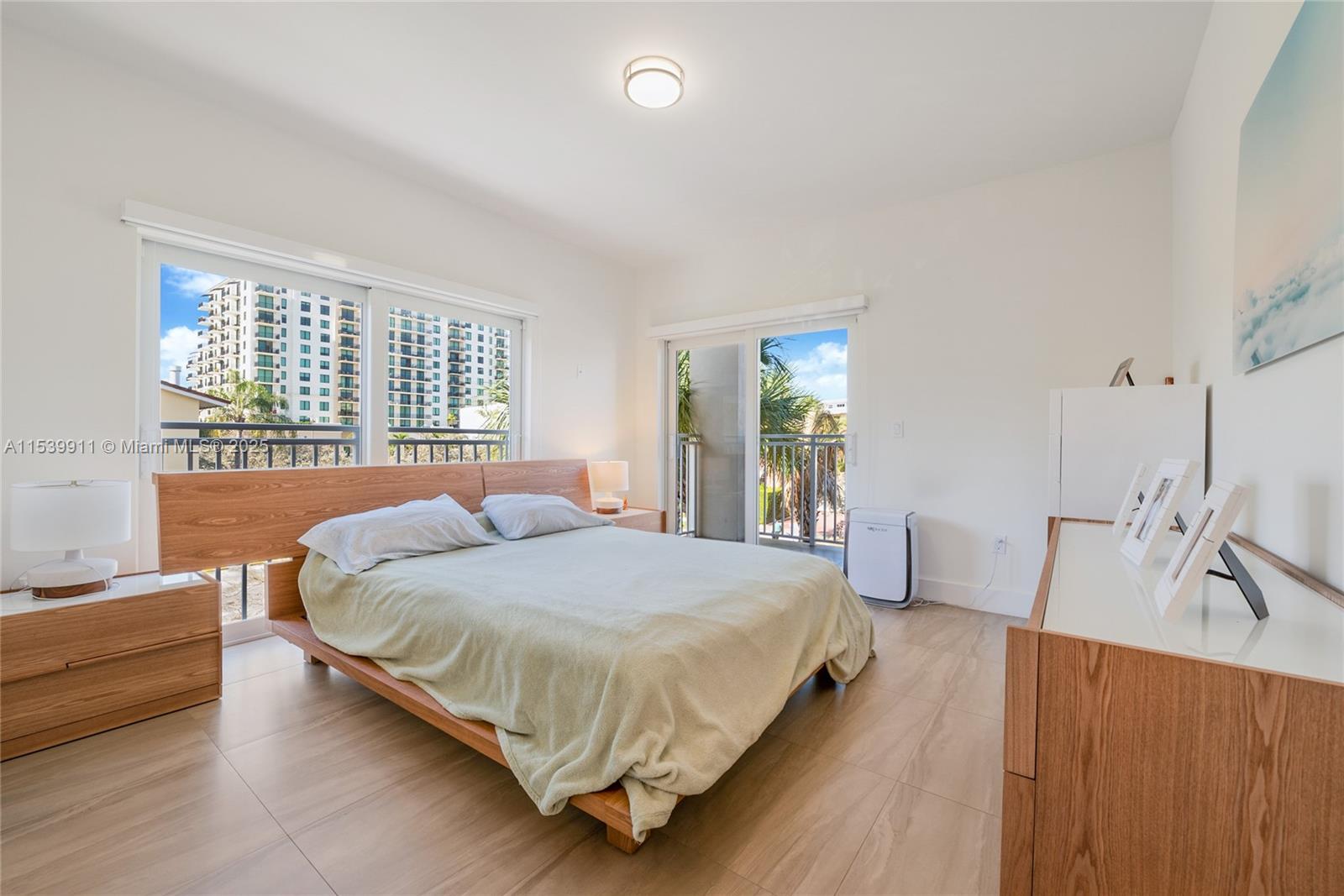 120 Salamanca Ave 2A, Coral Gables, Florida 33134, 2 Bedrooms Bedrooms, ,2 BathroomsBathrooms,Residential,For Sale,120 Salamanca Ave 2A,A11539911