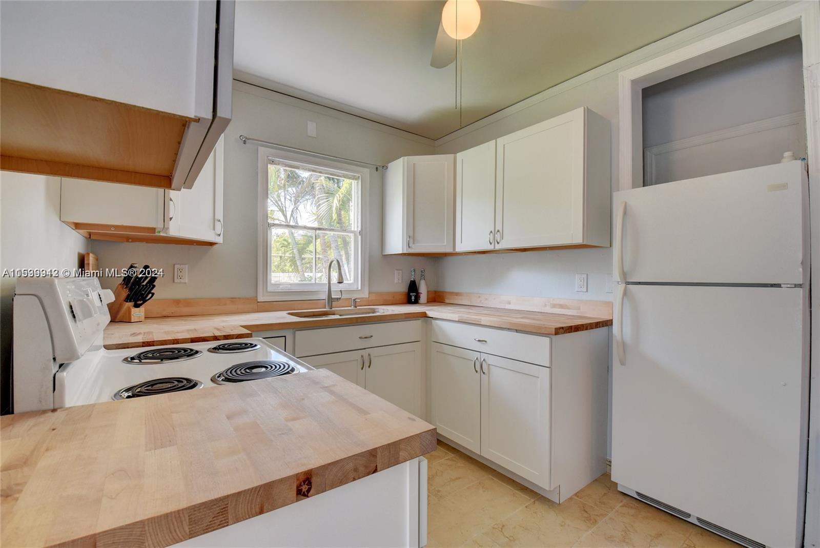 1500 4th Pl, Fort Lauderdale, FL, 33301 United States, 3 Bedrooms Bedrooms, ,2 BathroomsBathrooms,Residential,For Sale,4th Pl,A11539912