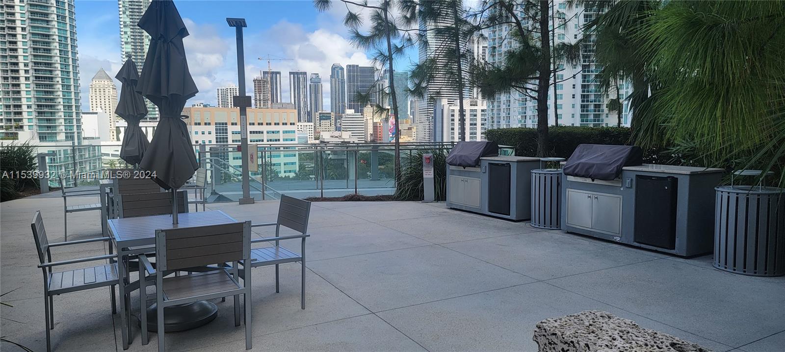 68 SE 6th St 2110, Miami, Florida 33131, 2 Bedrooms Bedrooms, ,2 BathroomsBathrooms,Residential,For Sale,68 SE 6th St 2110,A11539932