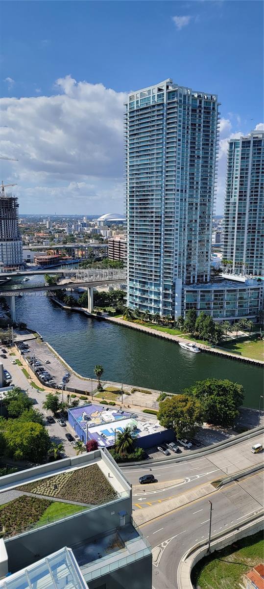 68 SE 6th St 2110, Miami, Florida 33131, 2 Bedrooms Bedrooms, ,2 BathroomsBathrooms,Residential,For Sale,68 SE 6th St 2110,A11539932