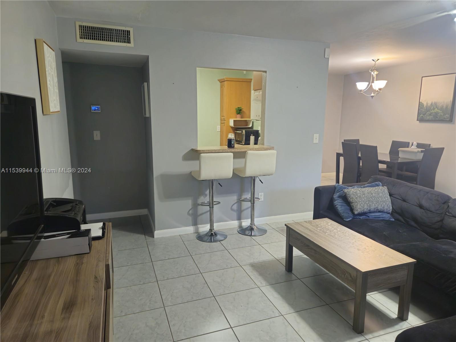 10385 Kendall Dr, Miami, FL, 33176 United States, 1 Bedroom Bedrooms, ,1 BathroomBathrooms,Residential,For Sale,Kendall Dr,A11539944