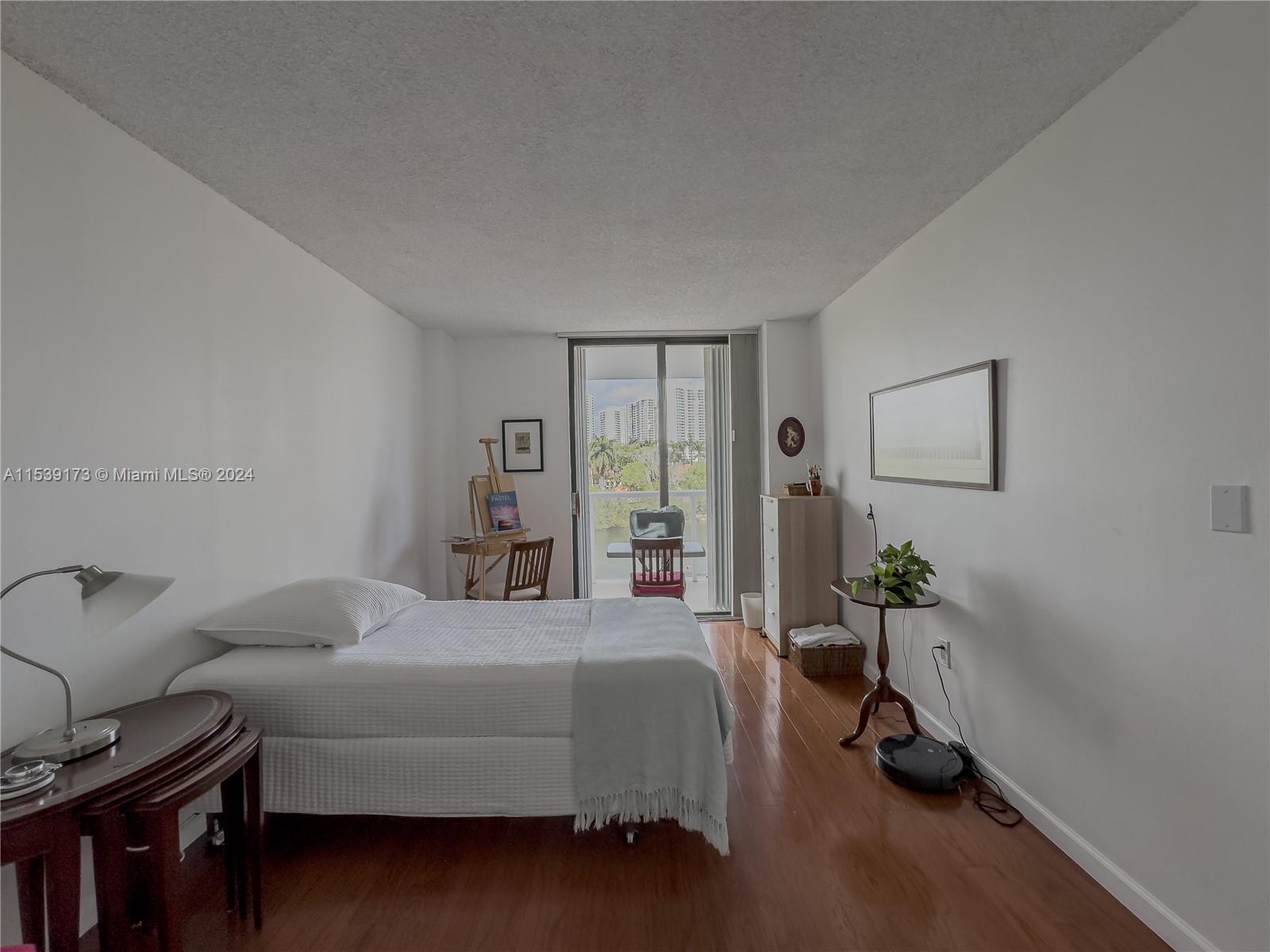 3701 N Country Club Dr 309, Aventura, Florida 33180, 2 Bedrooms Bedrooms, ,2 BathroomsBathrooms,Residential,For Sale,3701 N Country Club Dr 309,A11539173