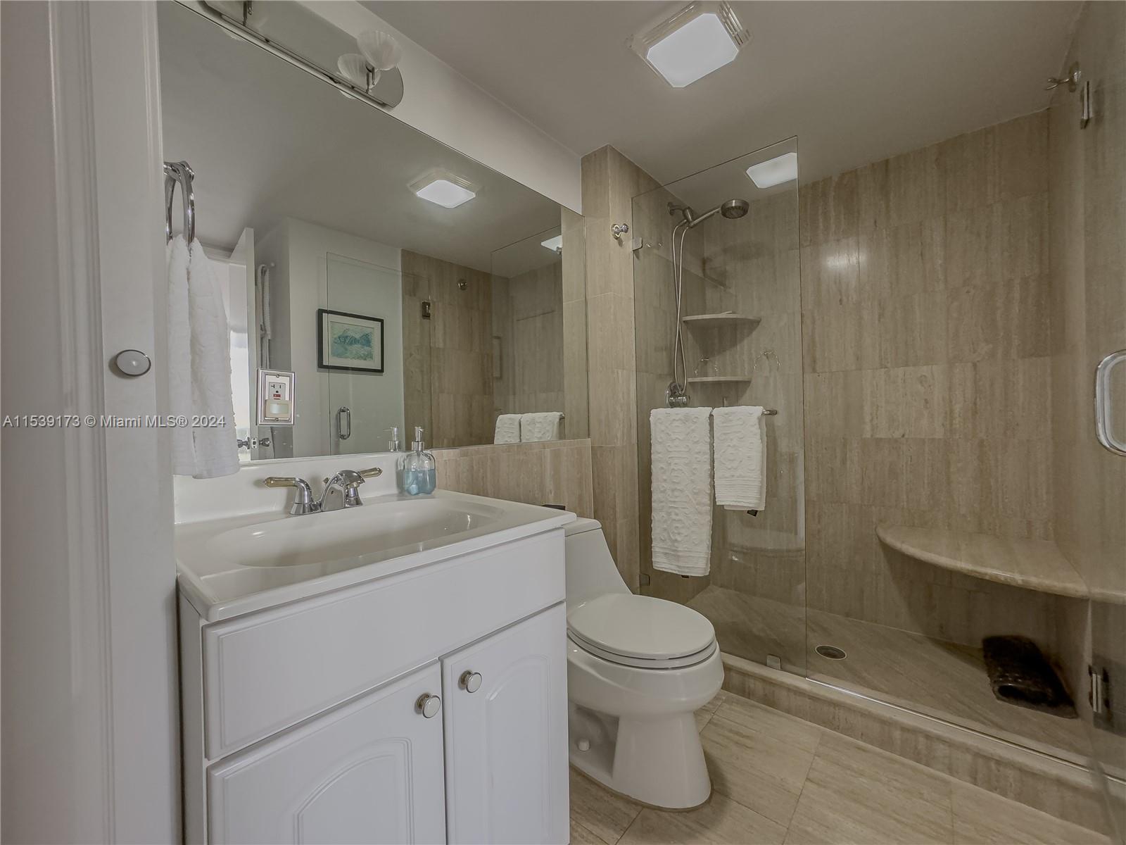 3701 N Country Club Dr 309, Aventura, Florida 33180, 2 Bedrooms Bedrooms, ,2 BathroomsBathrooms,Residential,For Sale,3701 N Country Club Dr 309,A11539173