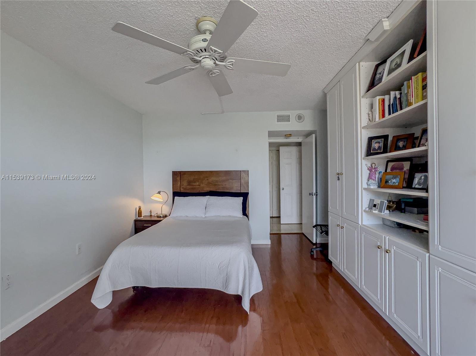 3701 N Country Club Dr 309, Aventura, Florida 33180, 2 Bedrooms Bedrooms, ,2 BathroomsBathrooms,Residential,For Sale,3701 N Country Club Dr 309,A11539173