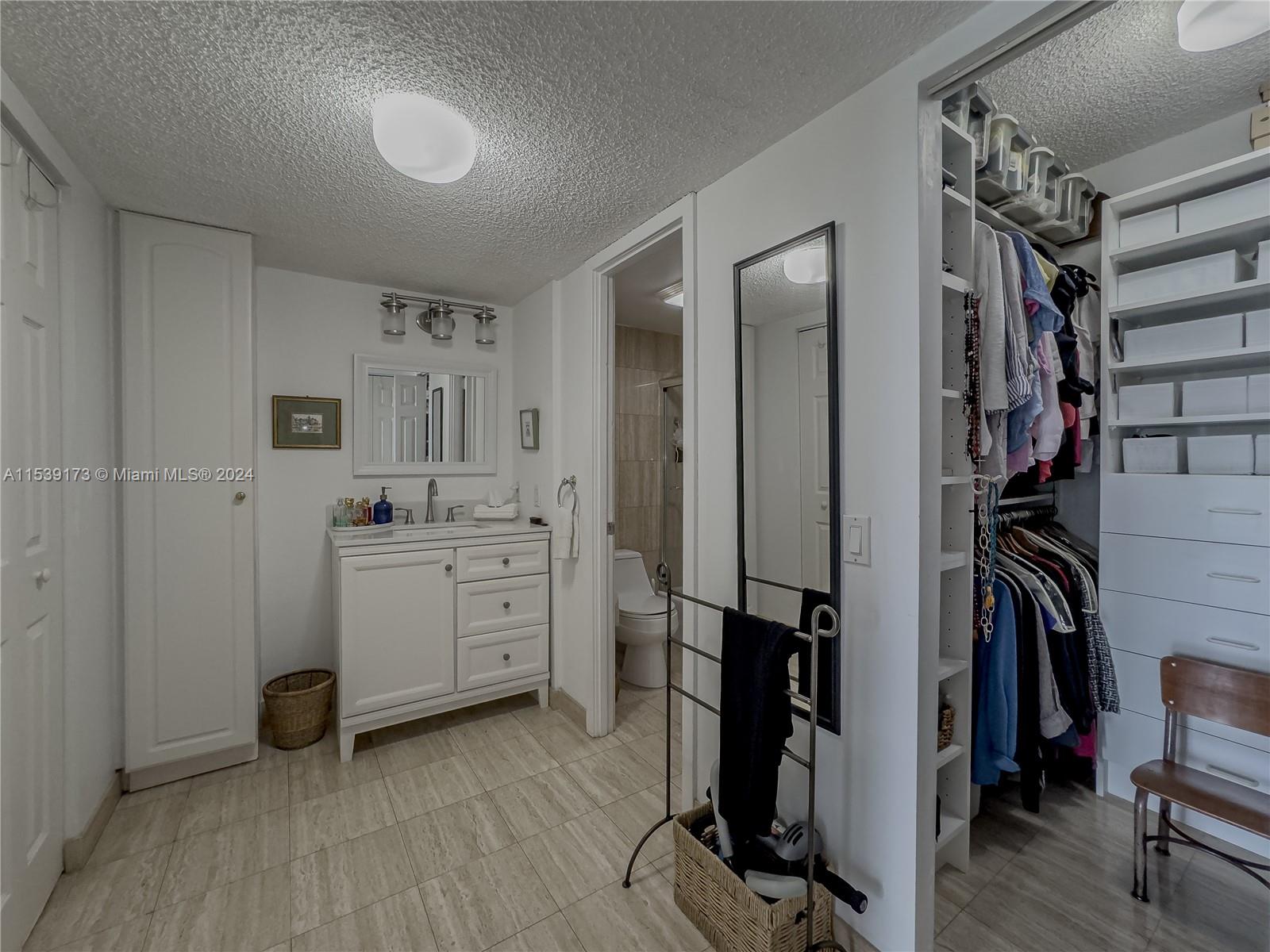 3701 N Country Club Dr 309, Aventura, Florida 33180, 2 Bedrooms Bedrooms, ,2 BathroomsBathrooms,Residential,For Sale,3701 N Country Club Dr 309,A11539173