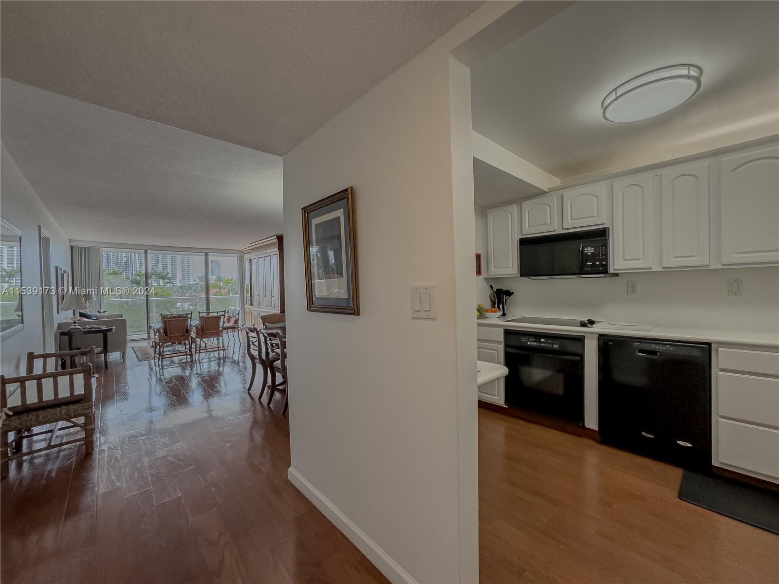 3701 N Country Club Dr 309, Aventura, Florida 33180, 2 Bedrooms Bedrooms, ,2 BathroomsBathrooms,Residential,For Sale,3701 N Country Club Dr 309,A11539173