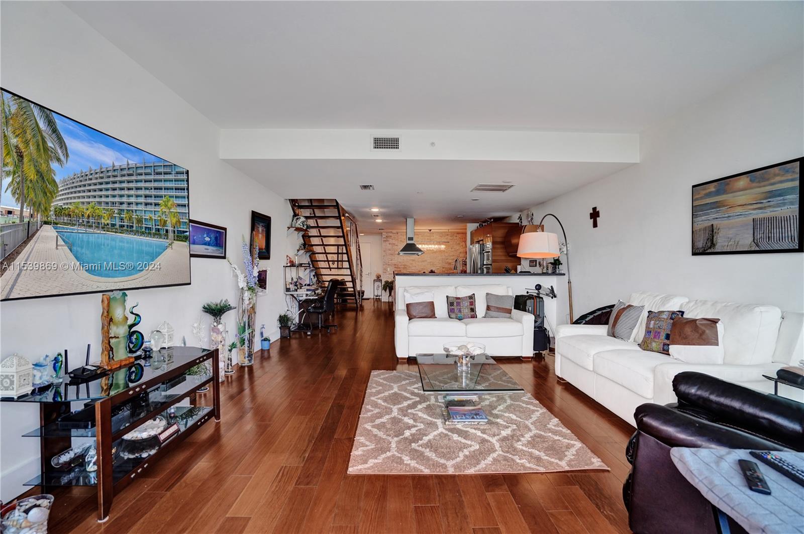 2950 NE 188th St 417, Aventura, Florida 33180, 1 Bedroom Bedrooms, ,2 BathroomsBathrooms,Residentiallease,For Rent,2950 NE 188th St 417,A11539869