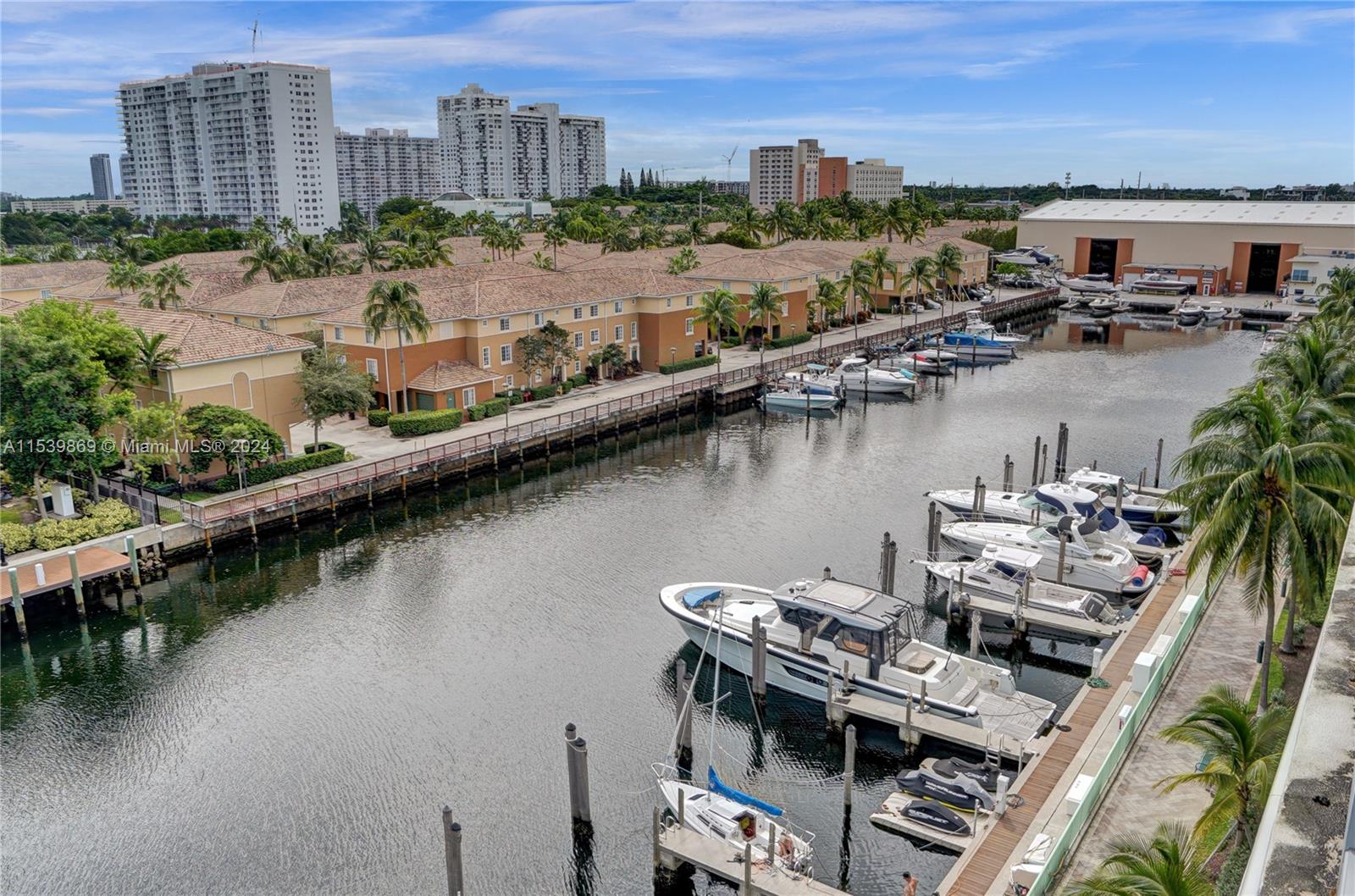 2950 NE 188th St 417, Aventura, Florida 33180, 1 Bedroom Bedrooms, ,2 BathroomsBathrooms,Residentiallease,For Rent,2950 NE 188th St 417,A11539869