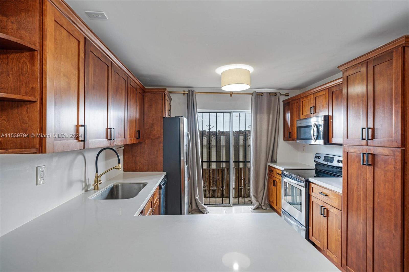 8743 NE 4th Ave Rd 8743, Miami Shores, Florida 33138, 3 Bedrooms Bedrooms, ,2 BathroomsBathrooms,Residentiallease,For Rent,8743 NE 4th Ave Rd 8743,A11539794