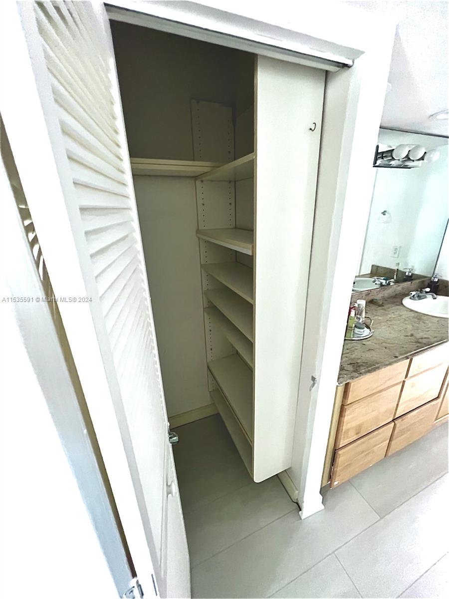 20100 W Country Club Dr PH 07, Aventura, Florida 33180, 2 Bedrooms Bedrooms, ,2 BathroomsBathrooms,Residential,For Sale,20100 W Country Club Dr PH 07,A11535591