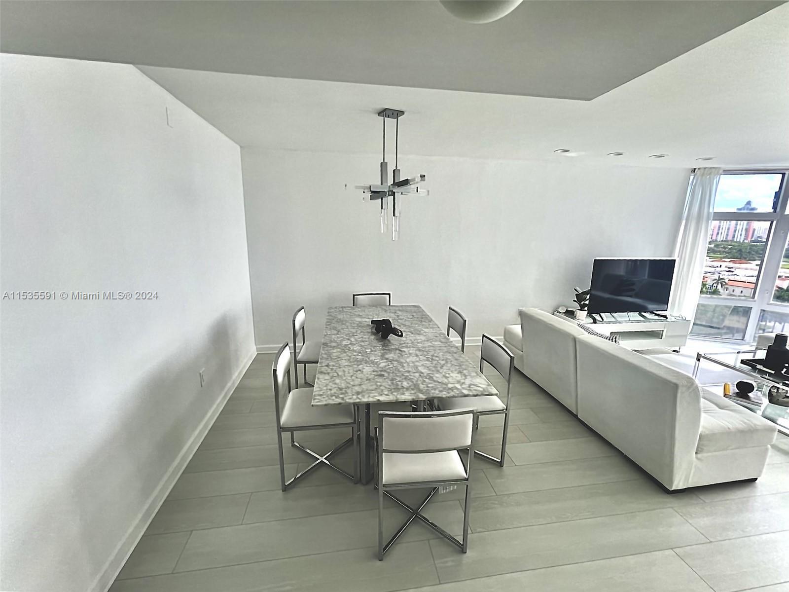 20100 W Country Club Dr PH 07, Aventura, Florida 33180, 2 Bedrooms Bedrooms, ,2 BathroomsBathrooms,Residential,For Sale,20100 W Country Club Dr PH 07,A11535591