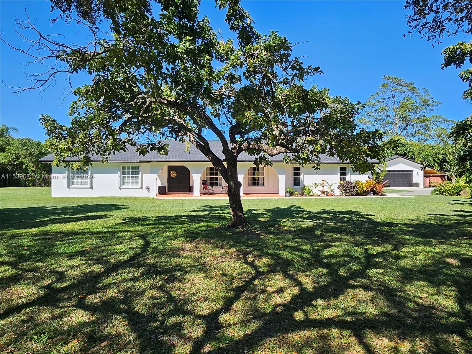 15381 SW 258th St, Homestead, Florida 33032, 3 Bedrooms Bedrooms, ,2 BathroomsBathrooms,Residential,For Sale,15381 SW 258th St,A11539071