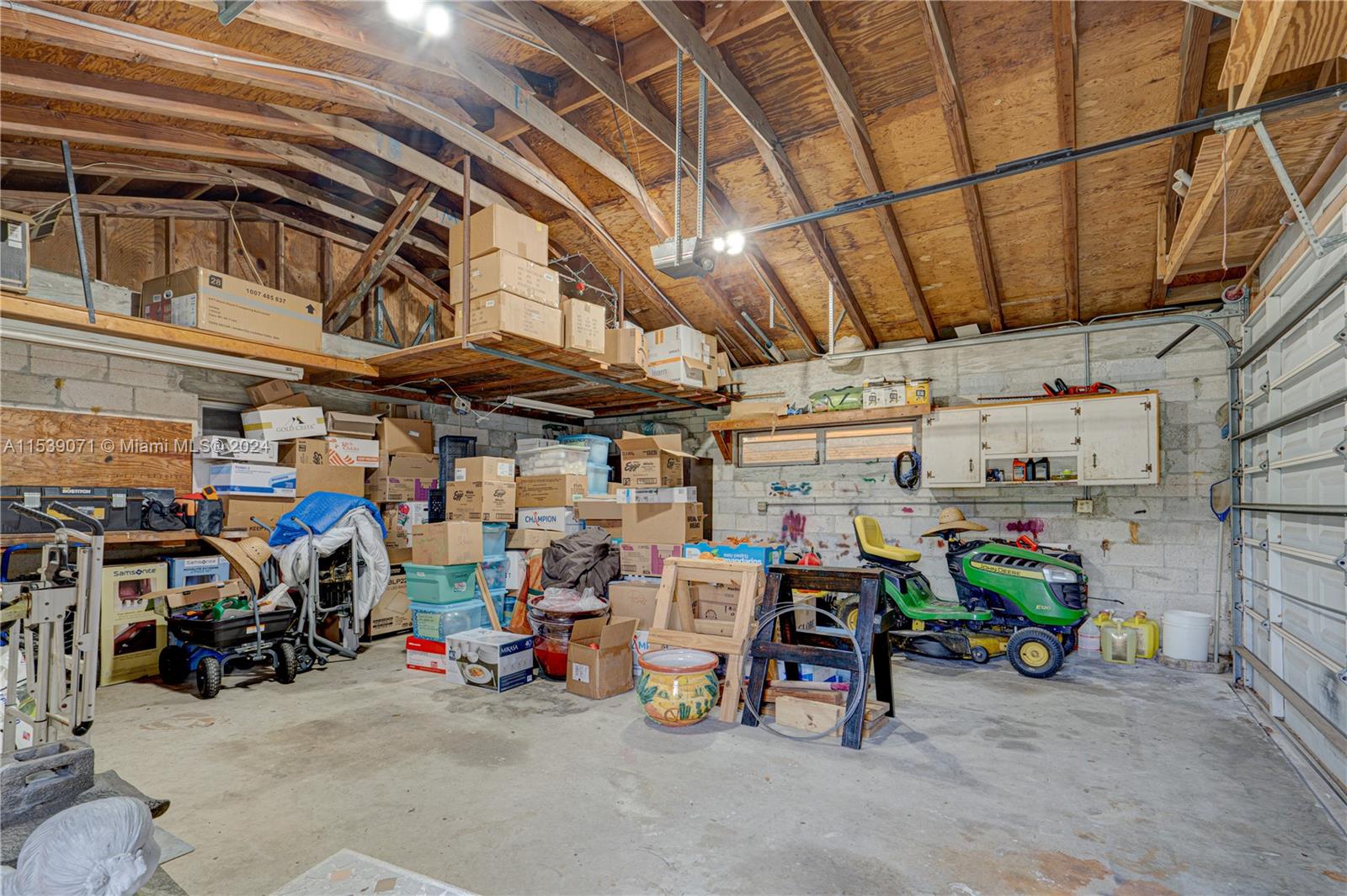 15381 SW 258th St, Homestead, Florida 33032, 3 Bedrooms Bedrooms, ,2 BathroomsBathrooms,Residential,For Sale,15381 SW 258th St,A11539071