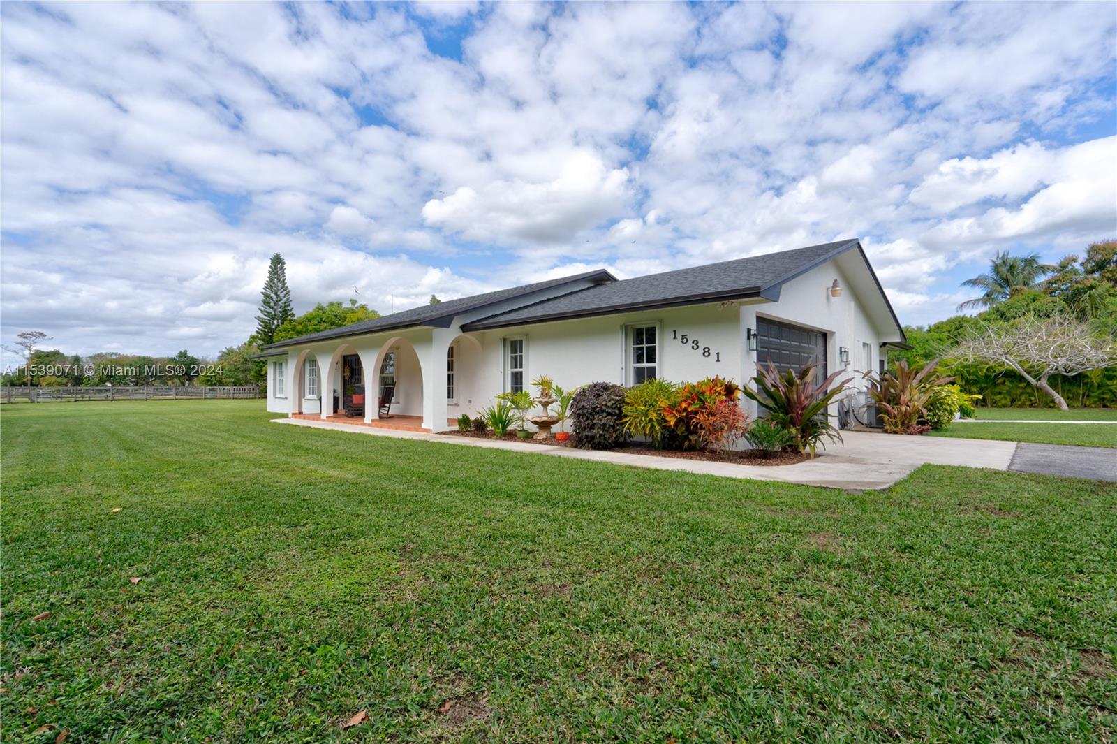 15381 SW 258th St, Homestead, Florida 33032, 3 Bedrooms Bedrooms, ,2 BathroomsBathrooms,Residential,For Sale,15381 SW 258th St,A11539071