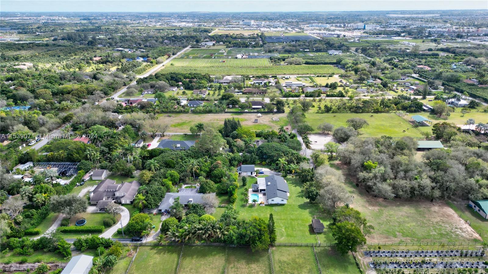 15381 SW 258th St, Homestead, Florida 33032, 3 Bedrooms Bedrooms, ,2 BathroomsBathrooms,Residential,For Sale,15381 SW 258th St,A11539071