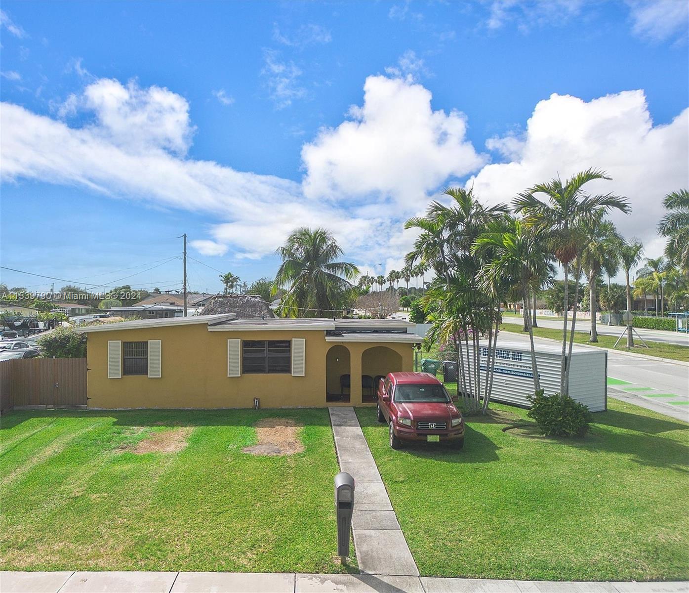 21600 SW 108th Ct  For Sale A11539790, FL