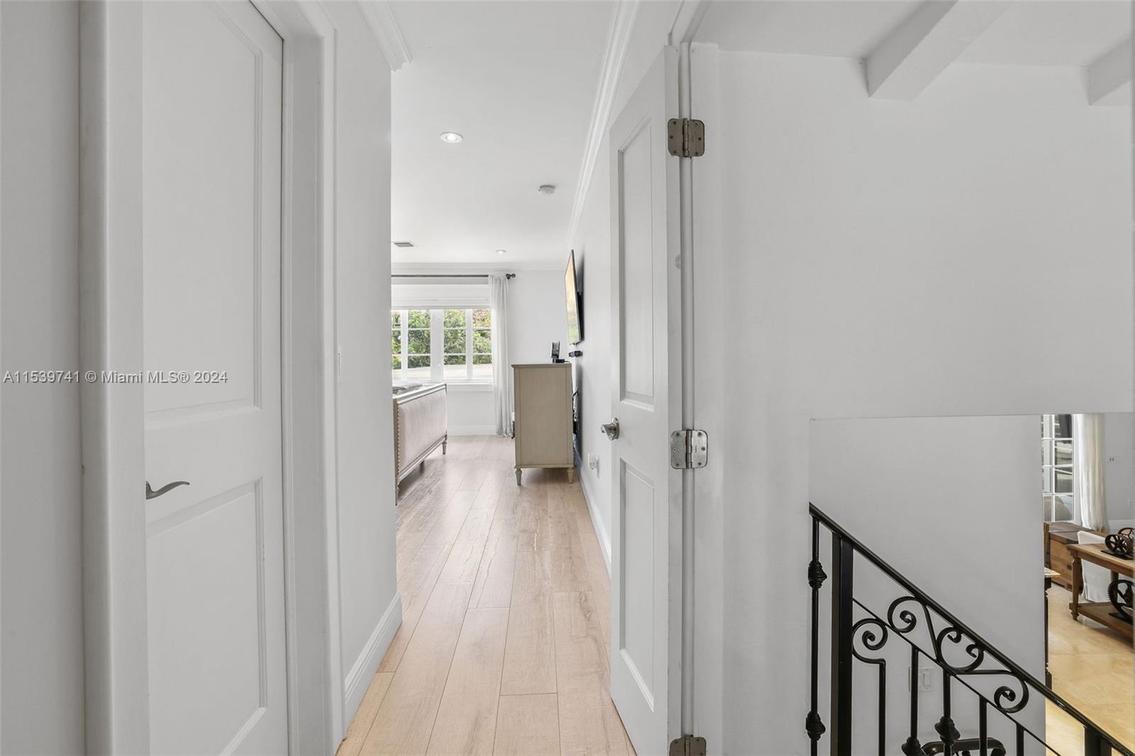 En-suite Primary badroom