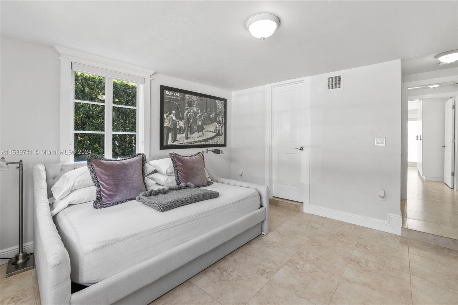 1640 Bayshore Dr, Miami, FL, 33133 United States, 4 Bedrooms Bedrooms, ,3 BathroomsBathrooms,Residential,For Sale,Bayshore Dr,A11539741