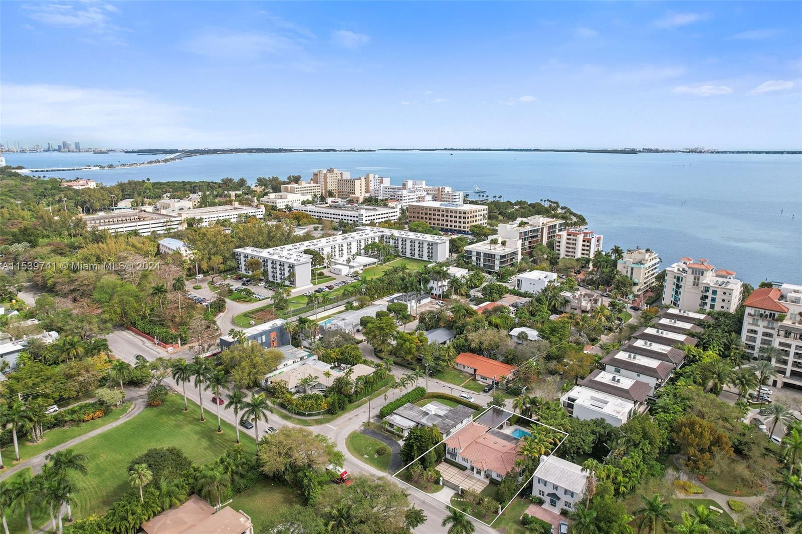 1640 Bayshore Dr, Miami, FL, 33133 United States, 4 Bedrooms Bedrooms, ,3 BathroomsBathrooms,Residential,For Sale,Bayshore Dr,A11539741