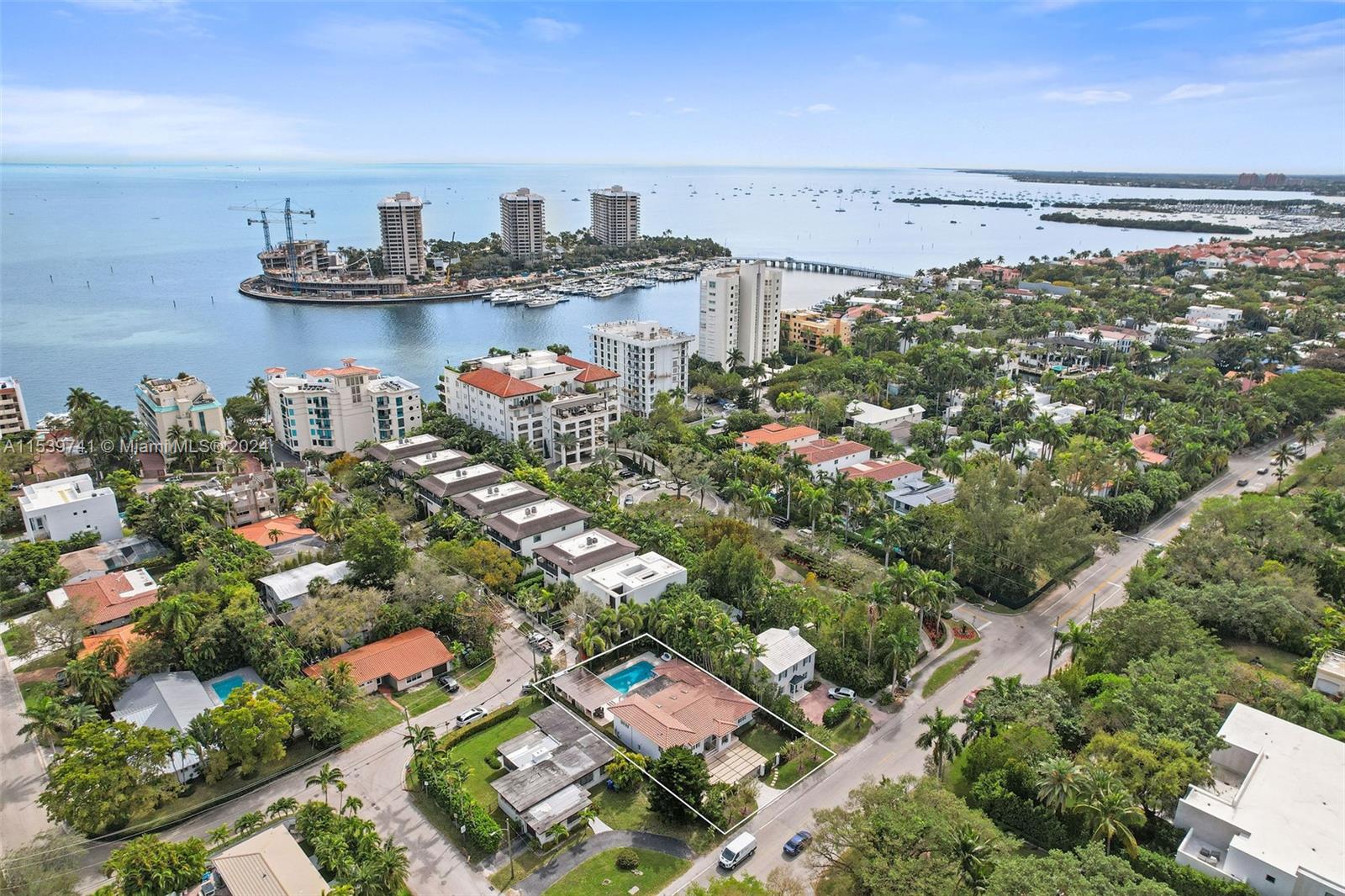 1640 Bayshore Dr, Miami, FL, 33133 United States, 4 Bedrooms Bedrooms, ,3 BathroomsBathrooms,Residential,For Sale,Bayshore Dr,A11539741