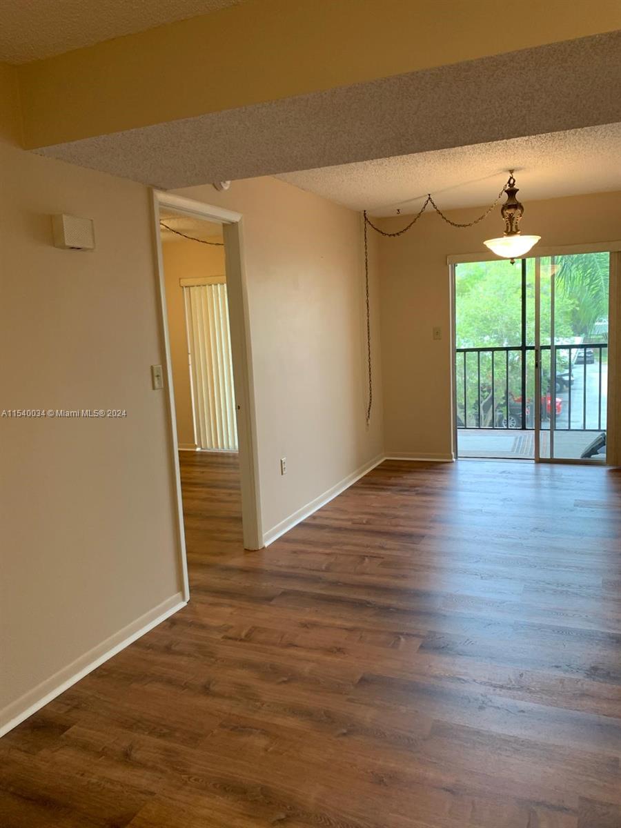 1130 N Lake Parker Avenue E-231, Unincorporated Dade County, Florida 33805, 1 Bedroom Bedrooms, ,1 BathroomBathrooms,Residentiallease,For Rent,1130 N Lake Parker Avenue E-231,A11540034