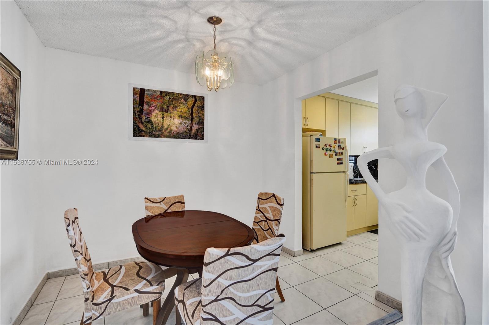 7150 Indian Creek Dr 505, Miami Beach, Florida 33141, 1 Bedroom Bedrooms, ,1 BathroomBathrooms,Residential,For Sale,7150 Indian Creek Dr 505,A11538755