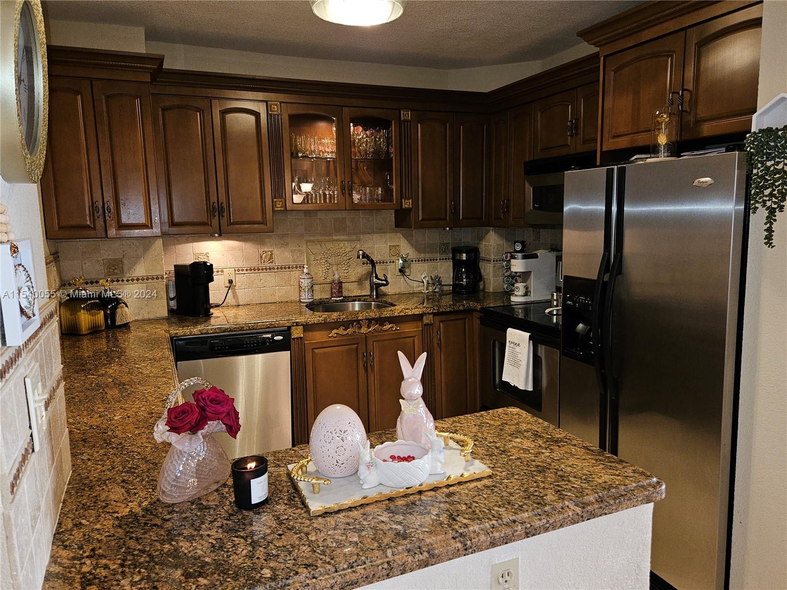 Hallandale Beach, Florida 33009, 2 Bedrooms Bedrooms, ,2 BathroomsBathrooms,Residential,For Sale,A11540055