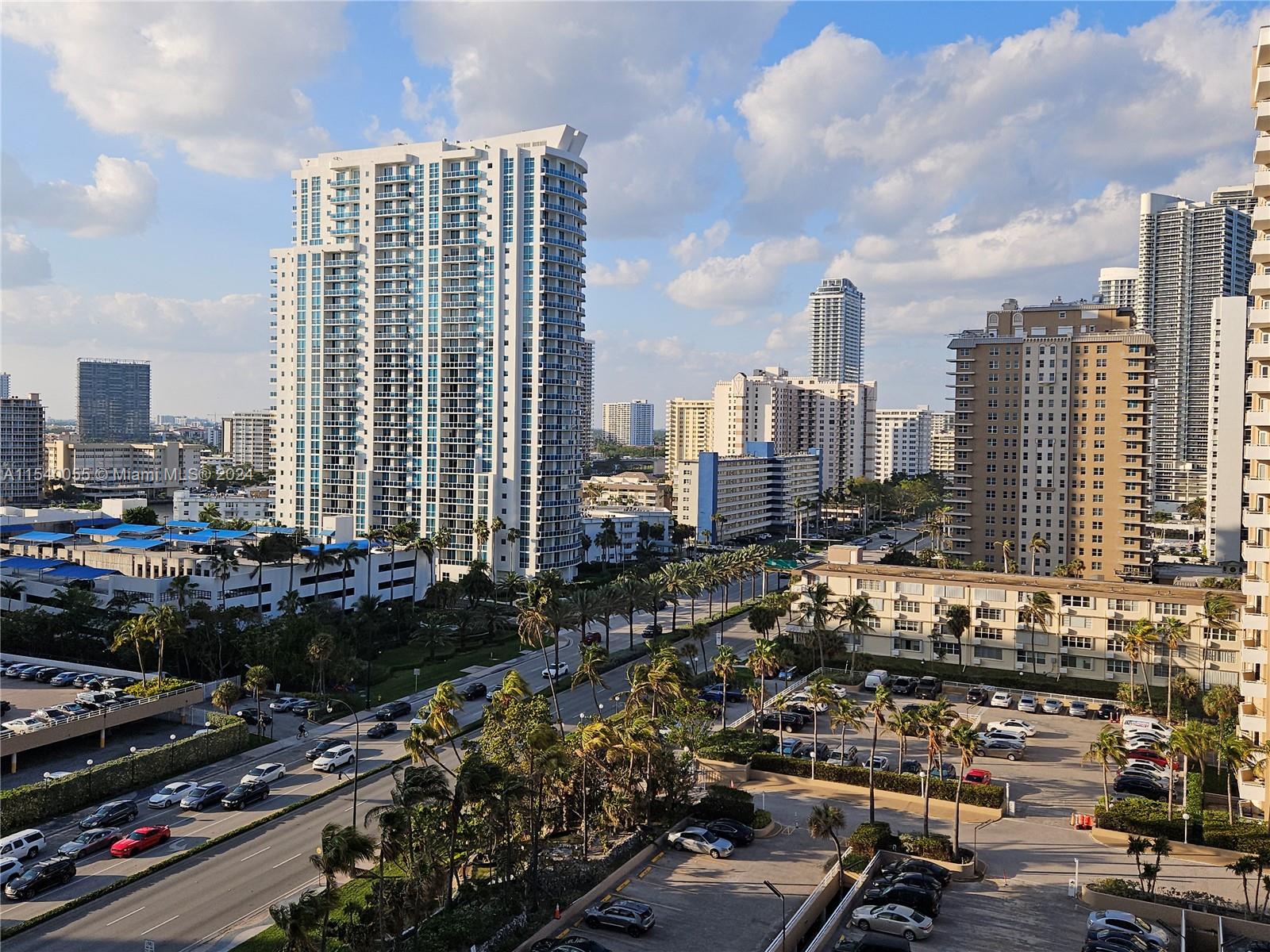 Hallandale Beach, Florida 33009, 2 Bedrooms Bedrooms, ,2 BathroomsBathrooms,Residential,For Sale,A11540055