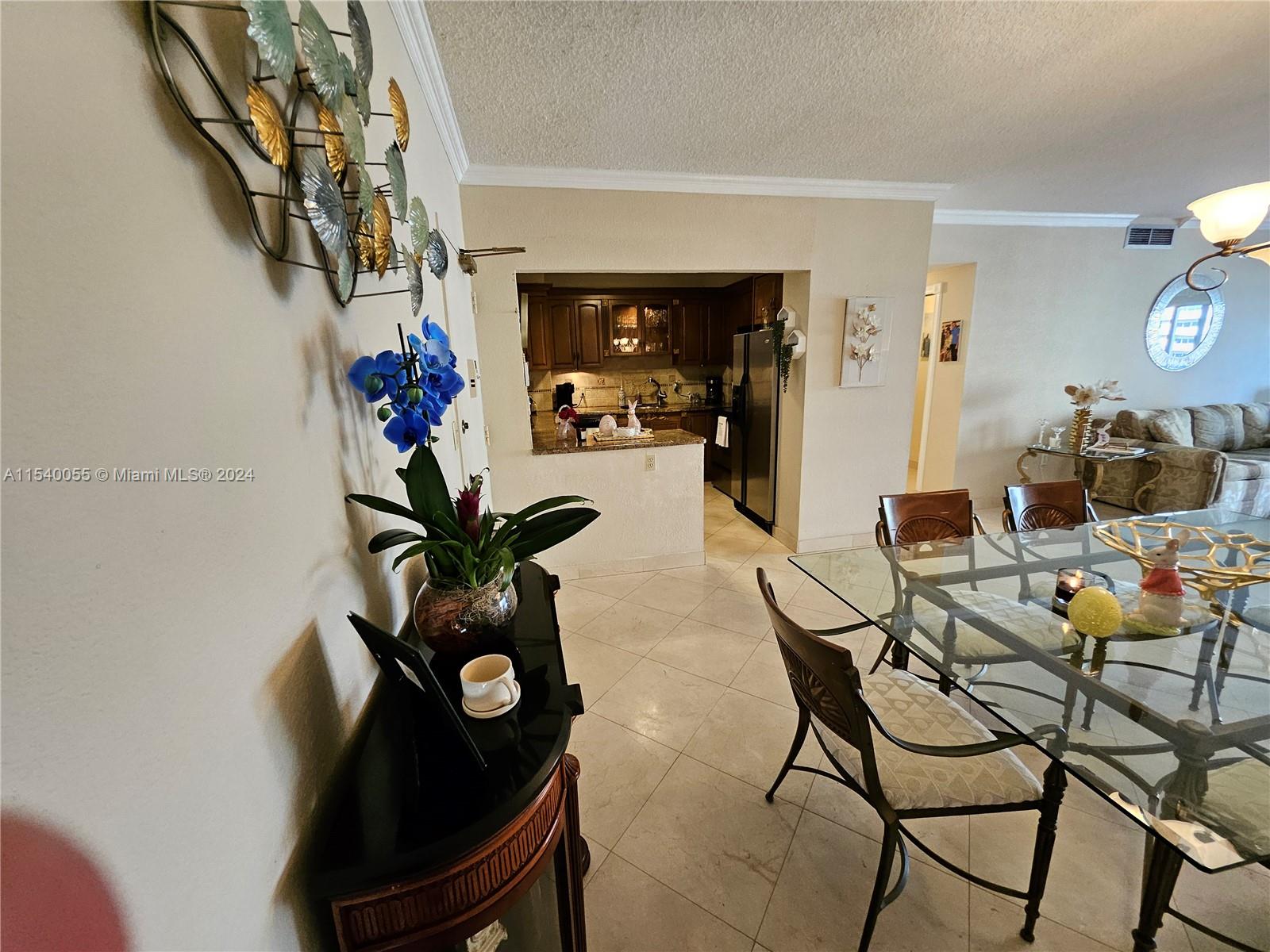 Hallandale Beach, Florida 33009, 2 Bedrooms Bedrooms, ,2 BathroomsBathrooms,Residential,For Sale,A11540055
