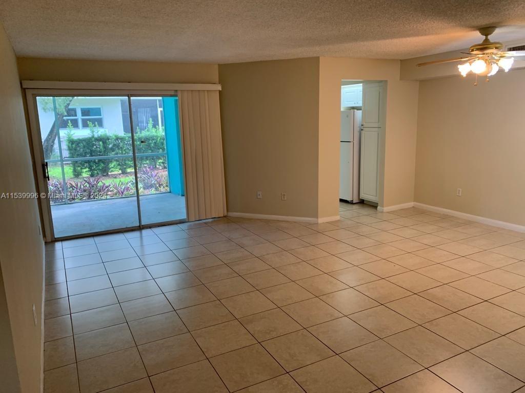 2641 SE 20th Ct 107-C, Homestead, Florida 33035, 3 Bedrooms Bedrooms, ,2 BathroomsBathrooms,Residential,For Sale,2641 SE 20th Ct 107-C,A11539996