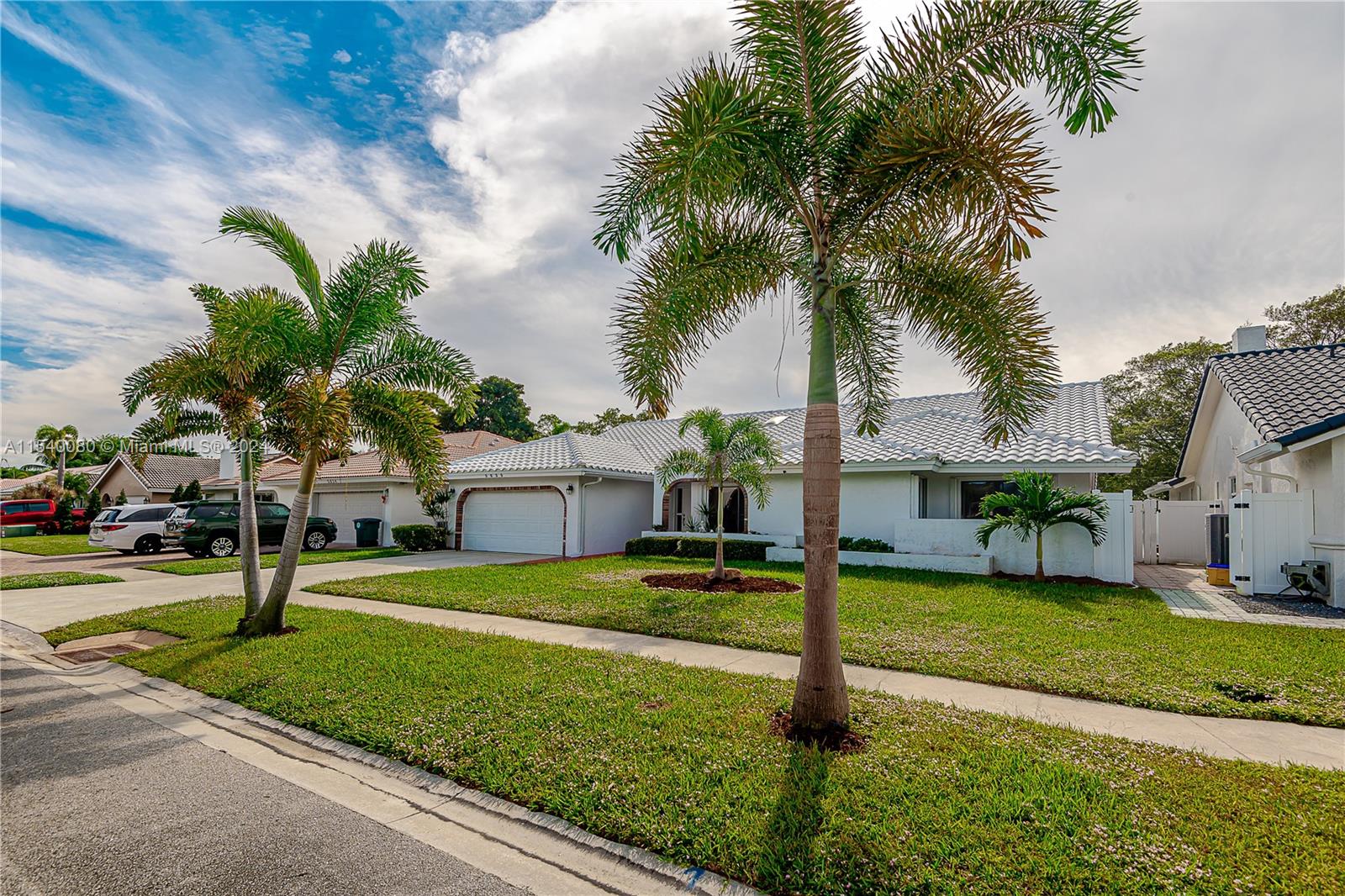 5030 Marina Cir, Boca Raton, FL, 33486 United States, 3 Bedrooms Bedrooms, ,2 BathroomsBathrooms,Residential,For Sale,Marina Cir,A11540080