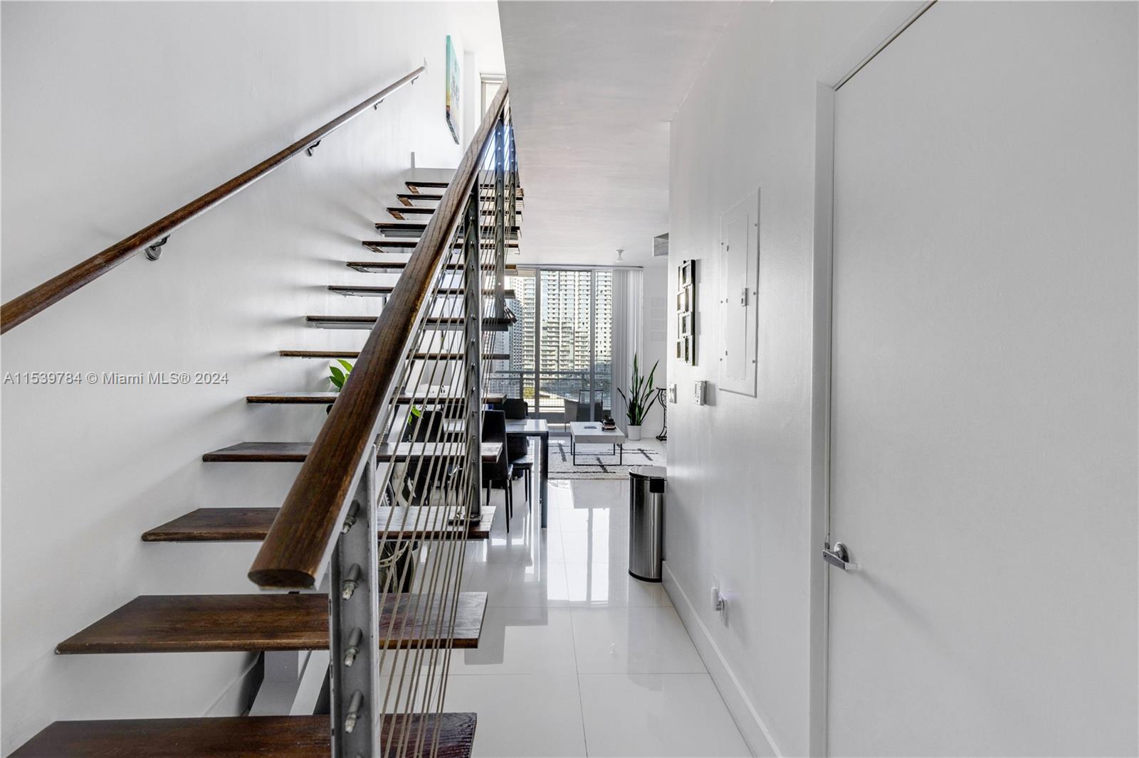 690 SW 1st Ct 2308, Miami, Florida 33130, 1 Bedroom Bedrooms, ,1 BathroomBathrooms,Residential,For Sale,690 SW 1st Ct 2308,A11539784