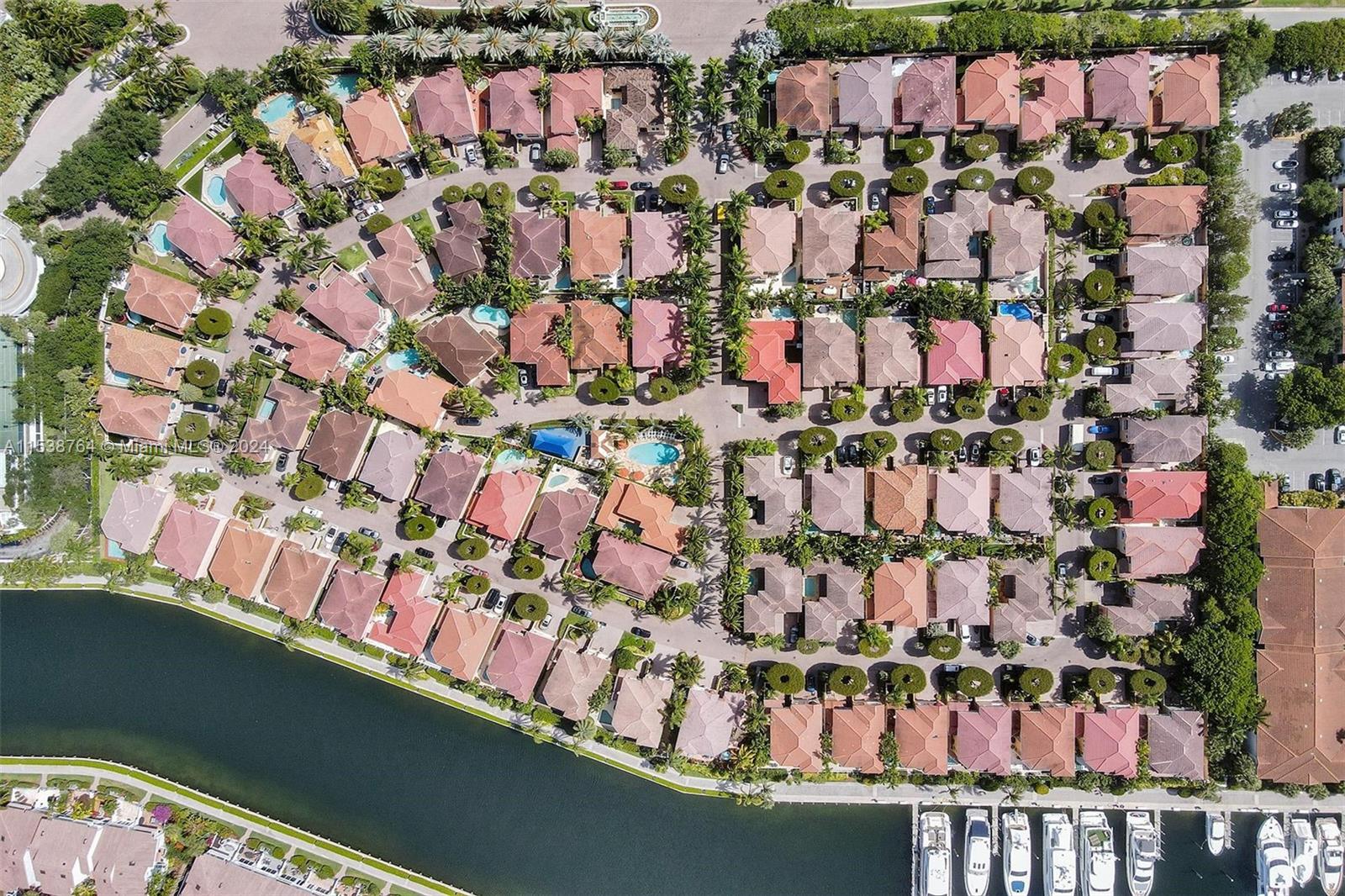 20774 37th Ave, Aventura, FL, 33180 United States, 3 Bedrooms Bedrooms, ,3 BathroomsBathrooms,Residential,For Sale,37th Ave,A11538764