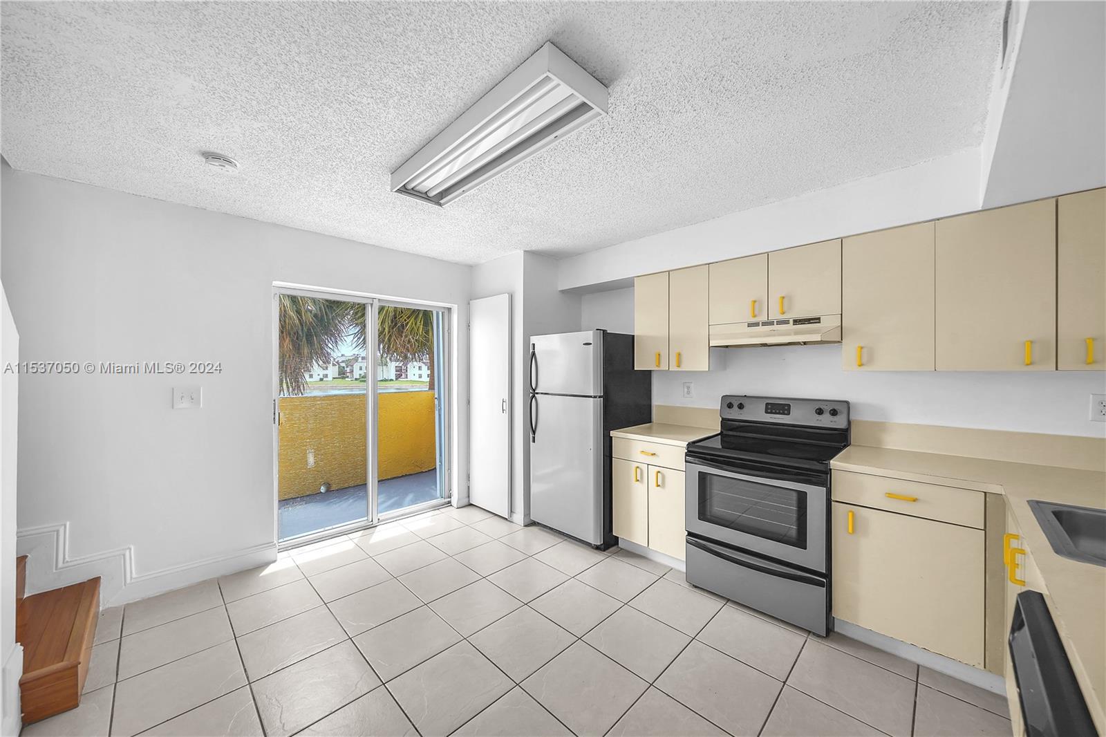 14920 SW 82nd Ln 12-210, Miami, Florida 33193, 1 Bedroom Bedrooms, ,1 BathroomBathrooms,Residential,For Sale,14920 SW 82nd Ln 12-210,A11537050