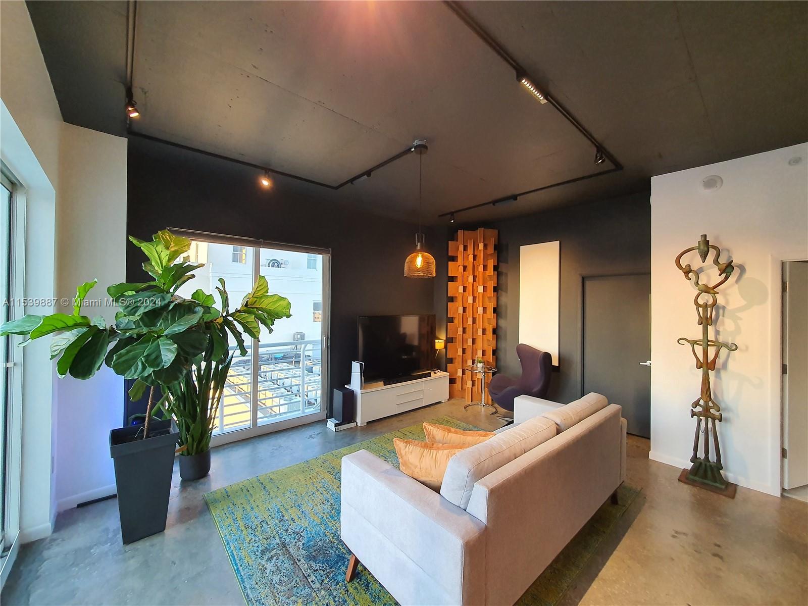 133 NE 2nd Ave 2012, Miami, Florida 33132, 2 Bedrooms Bedrooms, ,2 BathroomsBathrooms,Residential,For Sale,133 NE 2nd Ave 2012,A11539887