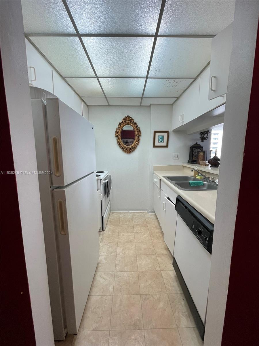 850 N Miami Ave W-2209, Miami, Florida 33136, 2 Bedrooms Bedrooms, ,2 BathroomsBathrooms,Residential,For Sale,850 N Miami Ave W-2209,A11535245