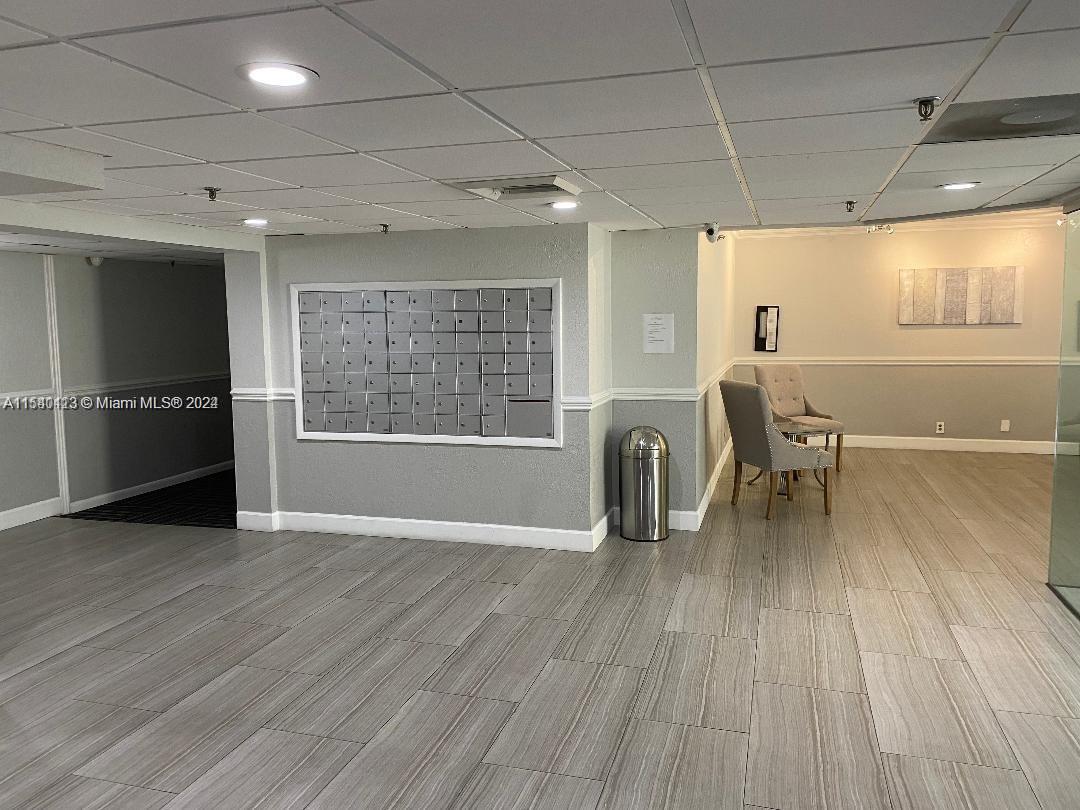 901 Hillcrest Dr 315, Hollywood, Florida 33021, 2 Bedrooms Bedrooms, ,2 BathroomsBathrooms,Residentiallease,For Rent,901 Hillcrest Dr 315,A11540113