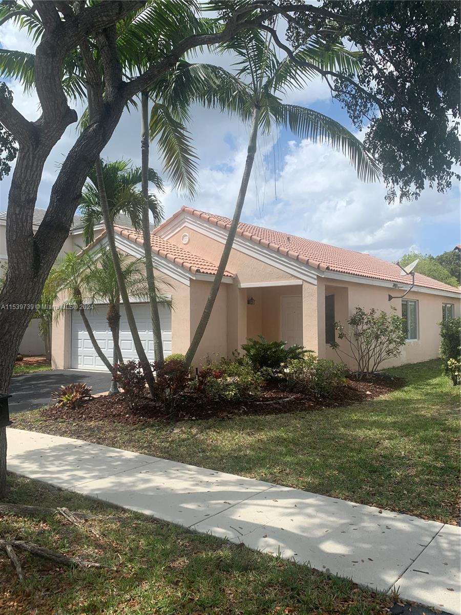 4327 Magnolia Ridge Dr, Weston, FL, 33331 United States, 3 Bedrooms Bedrooms, ,2 BathroomsBathrooms,Residential,For Sale,Magnolia Ridge Dr,A11539739