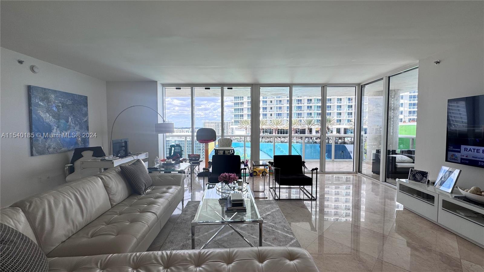 1800 S Ocean Dr 1510, Hallandale Beach, Florida 33009, 2 Bedrooms Bedrooms, ,2 BathroomsBathrooms,Residential,For Sale,1800 S Ocean Dr 1510,A11540185