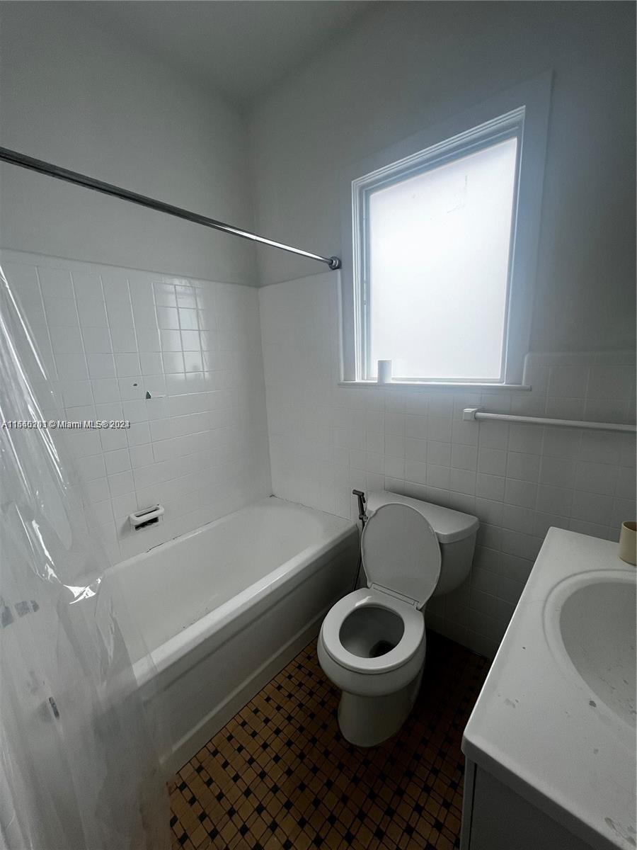 1844 SW 24th Ter, Miami, Florida 33145, 2 Bedrooms Bedrooms, ,1 BathroomBathrooms,Residential,For Sale,1844 SW 24th Ter,A11540201