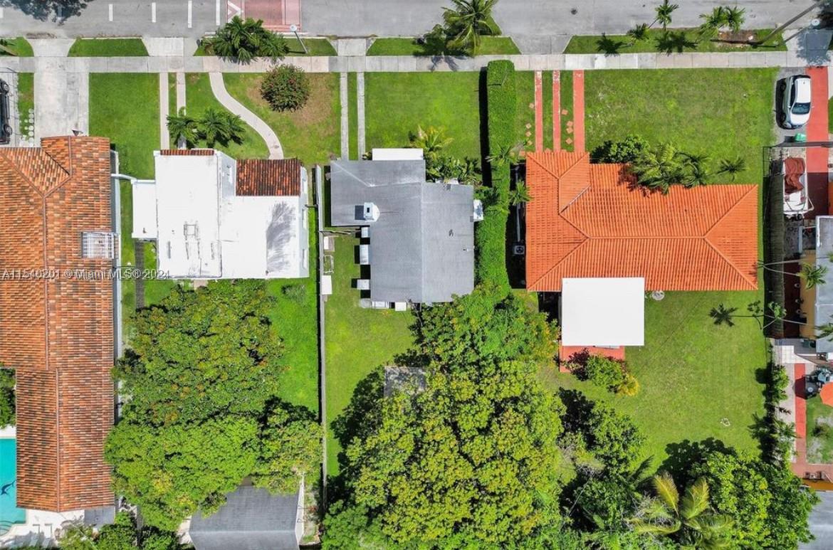 1844 SW 24th Ter, Miami, Florida 33145, 2 Bedrooms Bedrooms, ,1 BathroomBathrooms,Residential,For Sale,1844 SW 24th Ter,A11540201