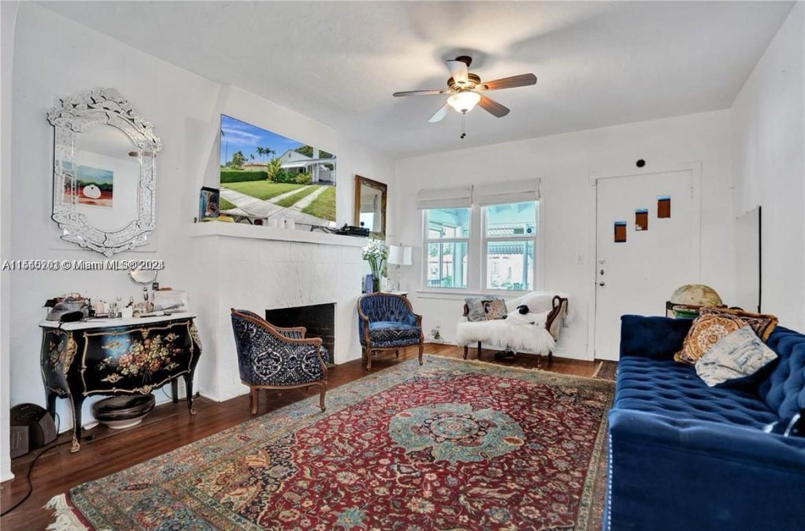 1844 SW 24th Ter, Miami, Florida 33145, 2 Bedrooms Bedrooms, ,1 BathroomBathrooms,Residential,For Sale,1844 SW 24th Ter,A11540201