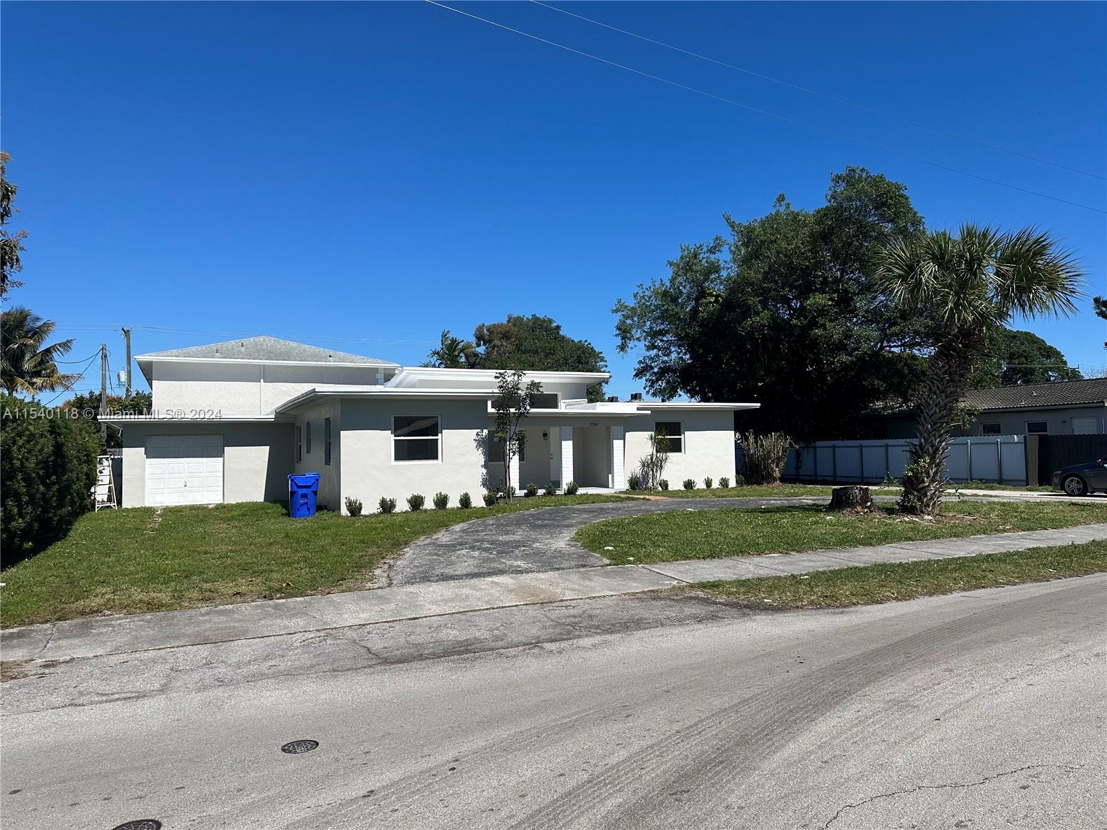 2719  Lincoln St #1-7 For Sale A11540118, FL