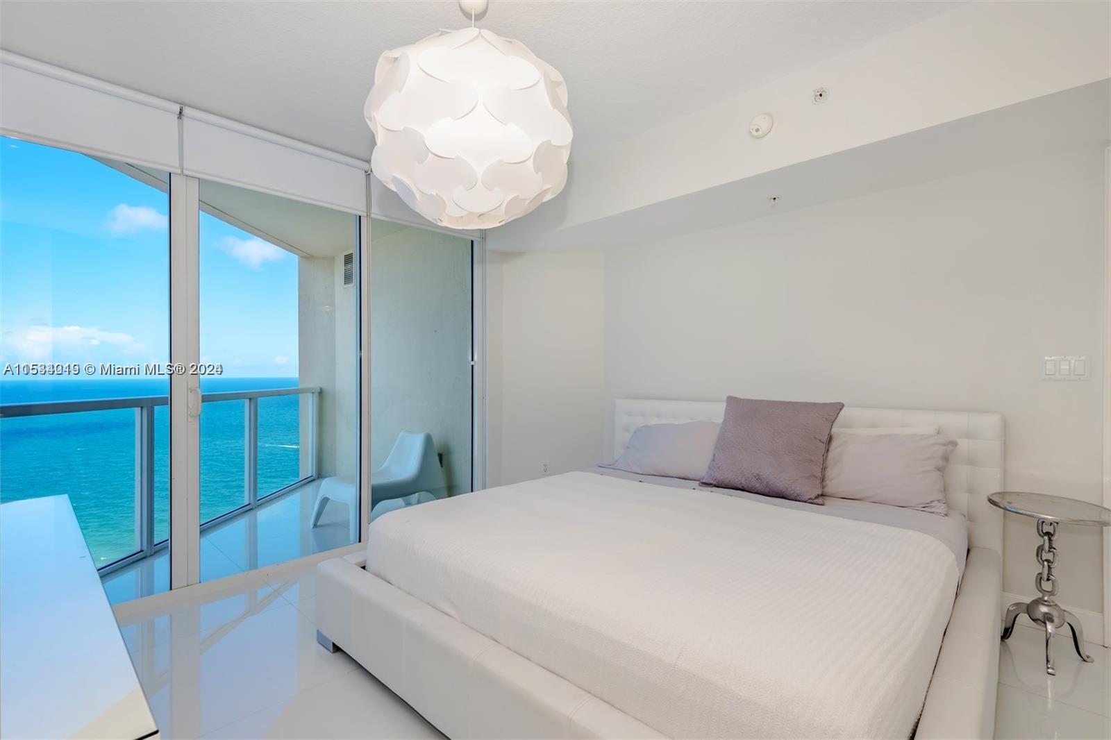 16699 Collins Ave 3505+DEN, Sunny Isles Beach, Florida 33160, 1 Bedroom Bedrooms, ,1 BathroomBathrooms,Residentiallease,For Rent,16699 Collins Ave 3505+DEN,A11534019