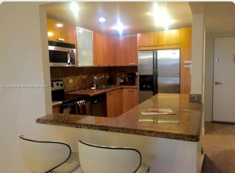 20505 E Country Club Dr 738, Aventura, Florida 33180, 2 Bedrooms Bedrooms, ,2 BathroomsBathrooms,Residentiallease,For Rent,20505 E Country Club Dr 738,A11538895