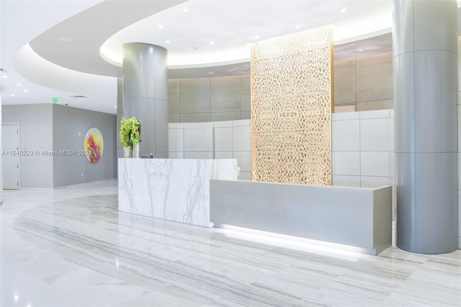 10275 Collins Ave 326, Bal Harbour, Florida 33154, 1 Bedroom Bedrooms, ,1 BathroomBathrooms,Residentiallease,For Rent,10275 Collins Ave 326,A11540223