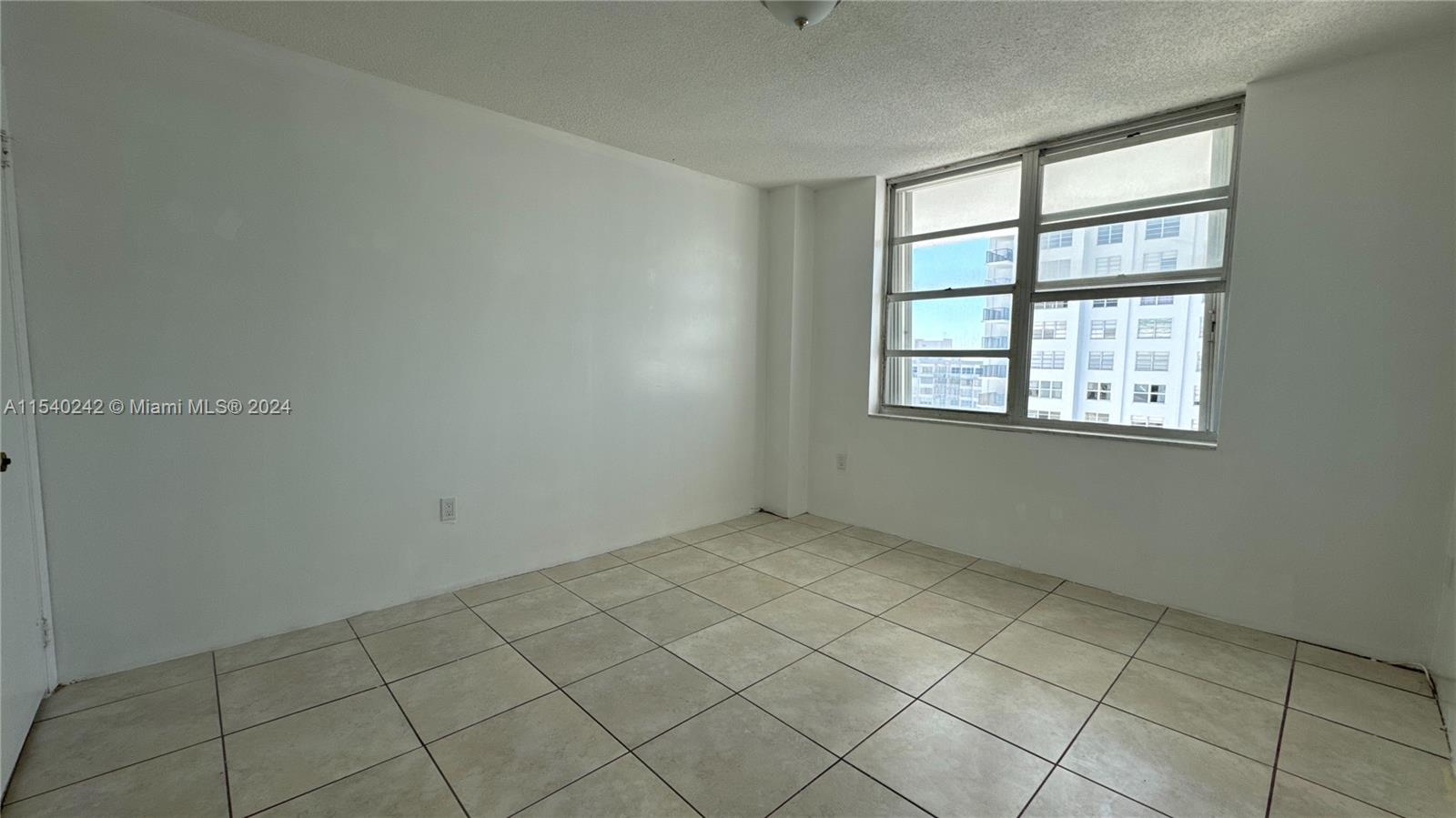 2780 183rd St, Aventura, FL, 33160 United States, 2 Bedrooms Bedrooms, ,2 BathroomsBathrooms,Residential,For Sale,183rd St,A11540242