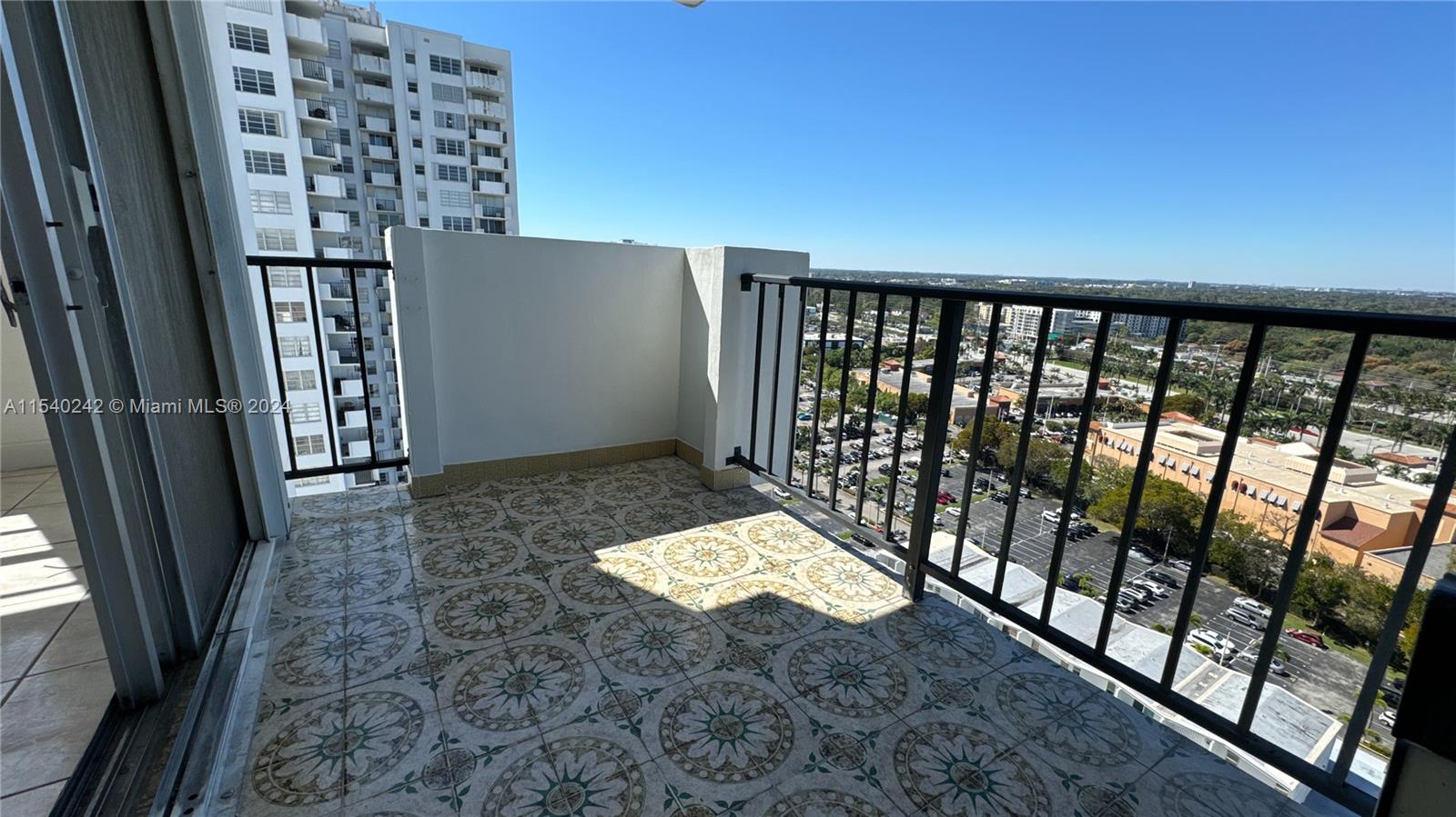 2780 183rd St, Aventura, FL, 33160 United States, 2 Bedrooms Bedrooms, ,2 BathroomsBathrooms,Residential,For Sale,183rd St,A11540242