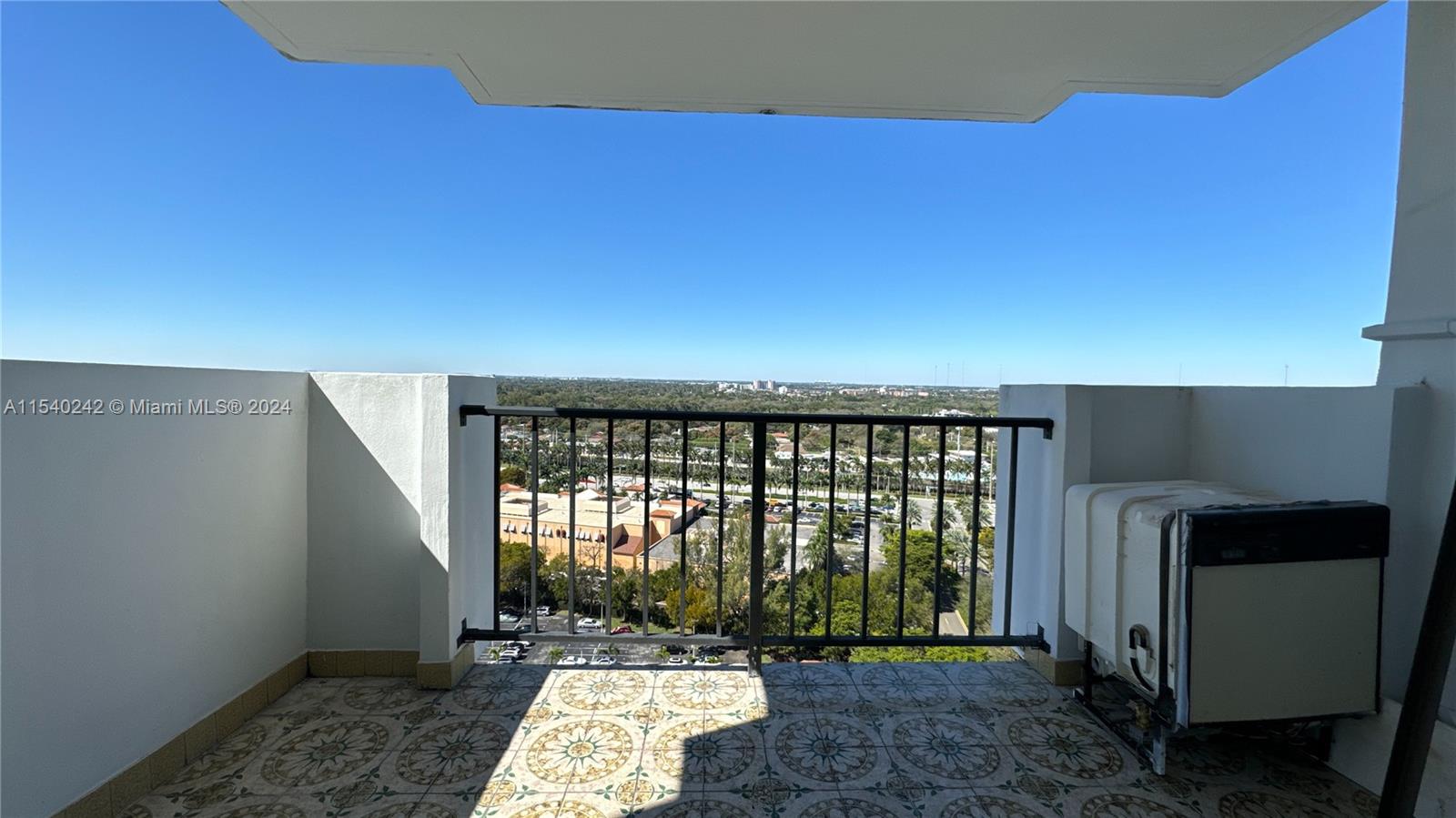 2780 183rd St, Aventura, FL, 33160 United States, 2 Bedrooms Bedrooms, ,2 BathroomsBathrooms,Residential,For Sale,183rd St,A11540242