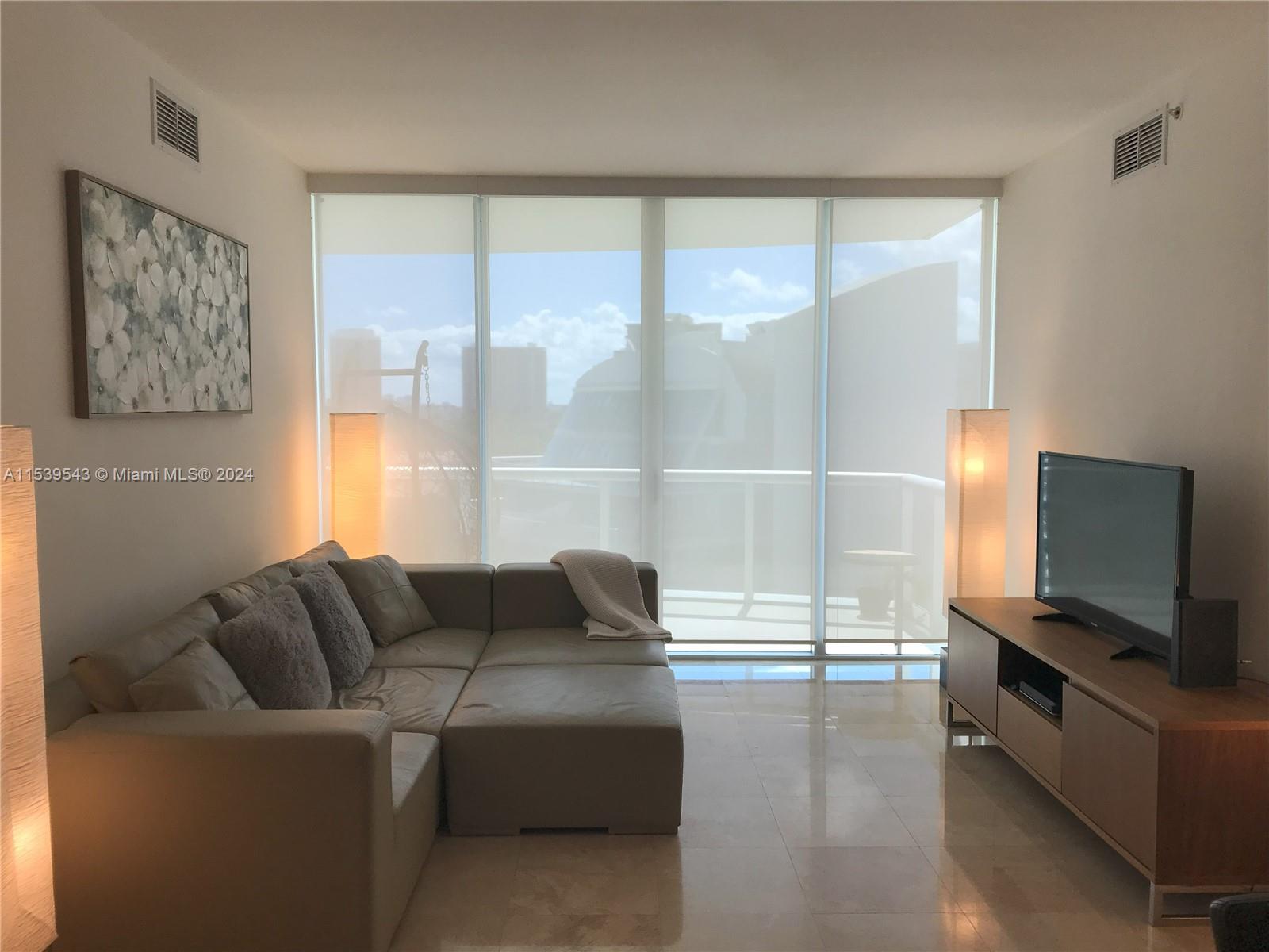3131 NE 188th St 1-910, Aventura, Florida 33180, 2 Bedrooms Bedrooms, ,2 BathroomsBathrooms,Residentiallease,For Rent,3131 NE 188th St 1-910,A11539543
